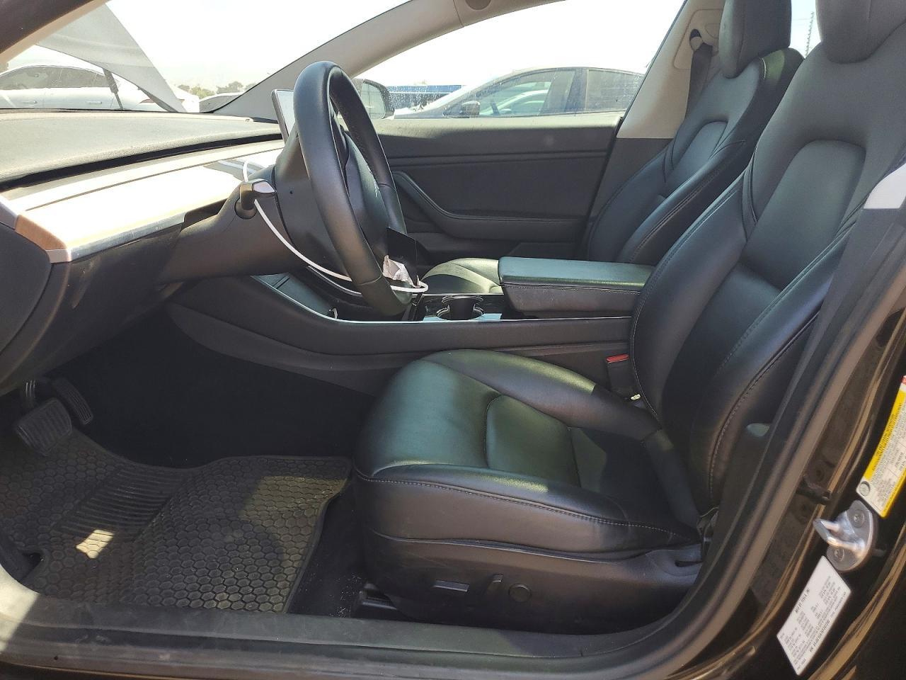 2019 Tesla Model 3 - Фото 7