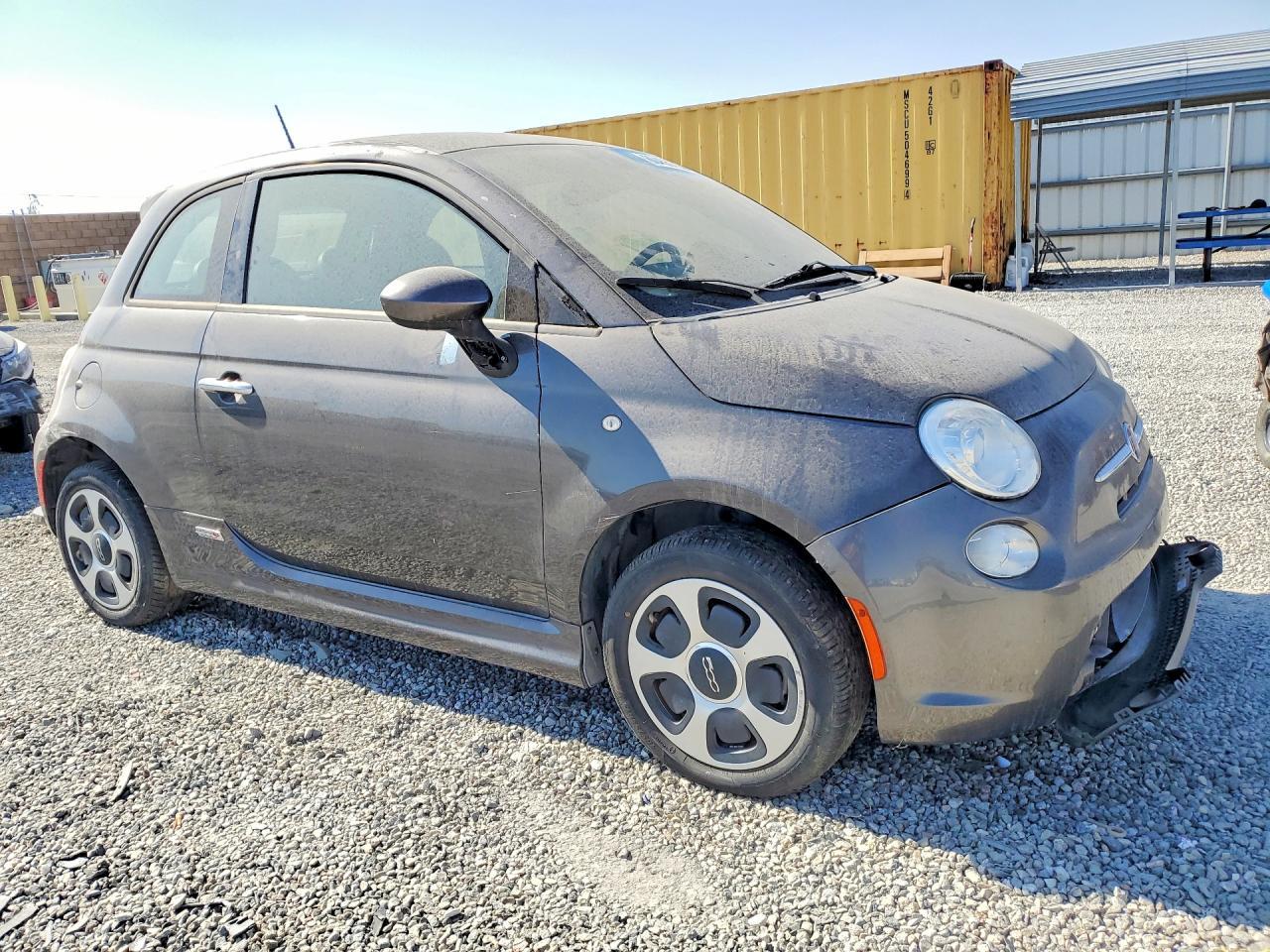 2016 Fiat 500 Electric - Image 4