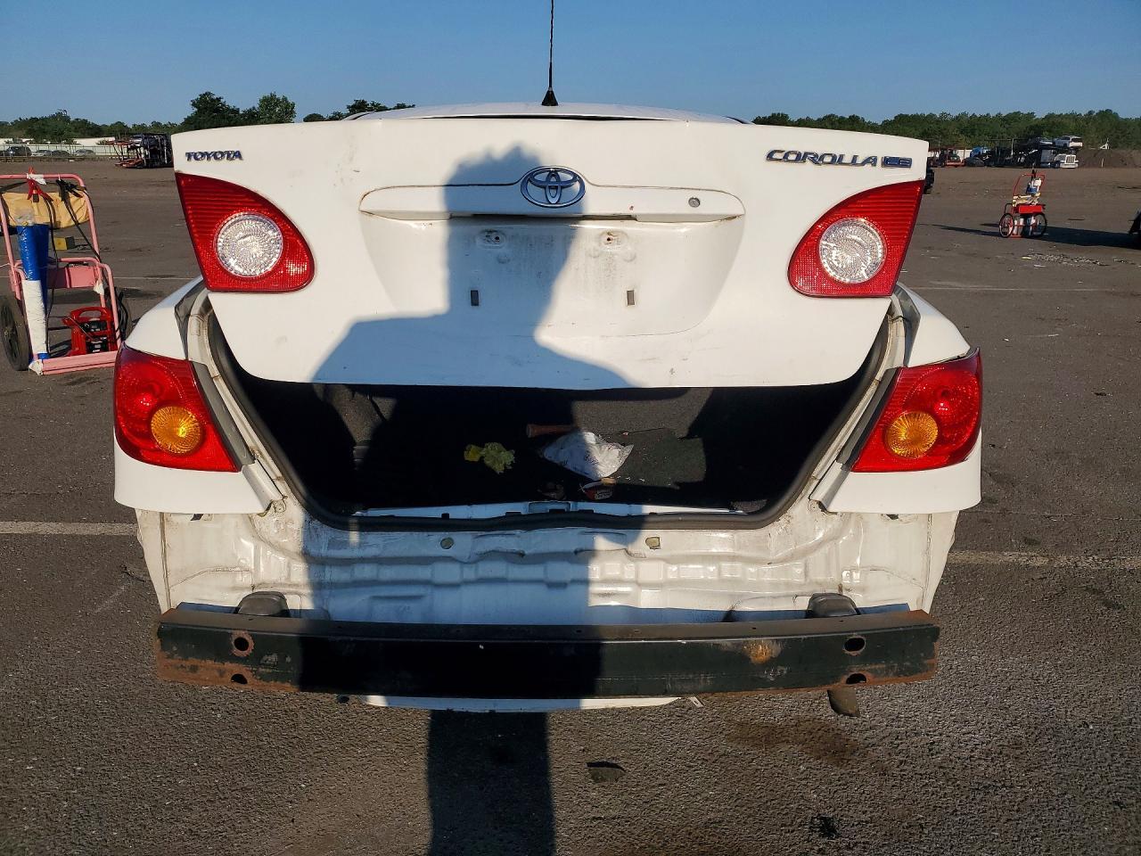 2003 Toyota Corolla Le - Image 6