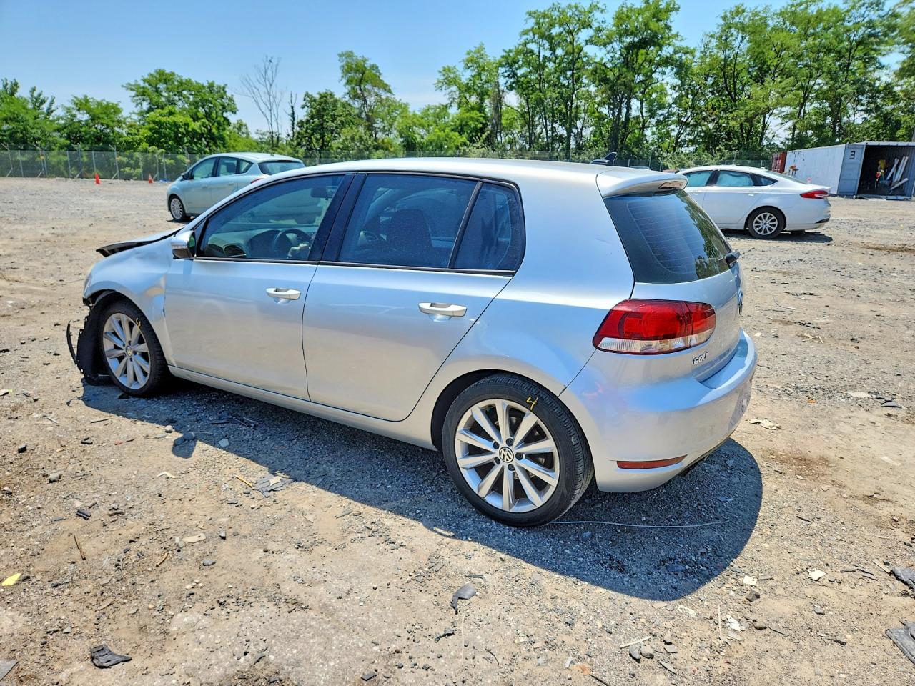 2013 Volkswagen Golf - Фото 2