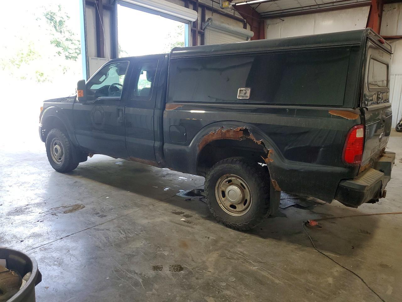 2015 Ford F250 Super Duty - Image 2