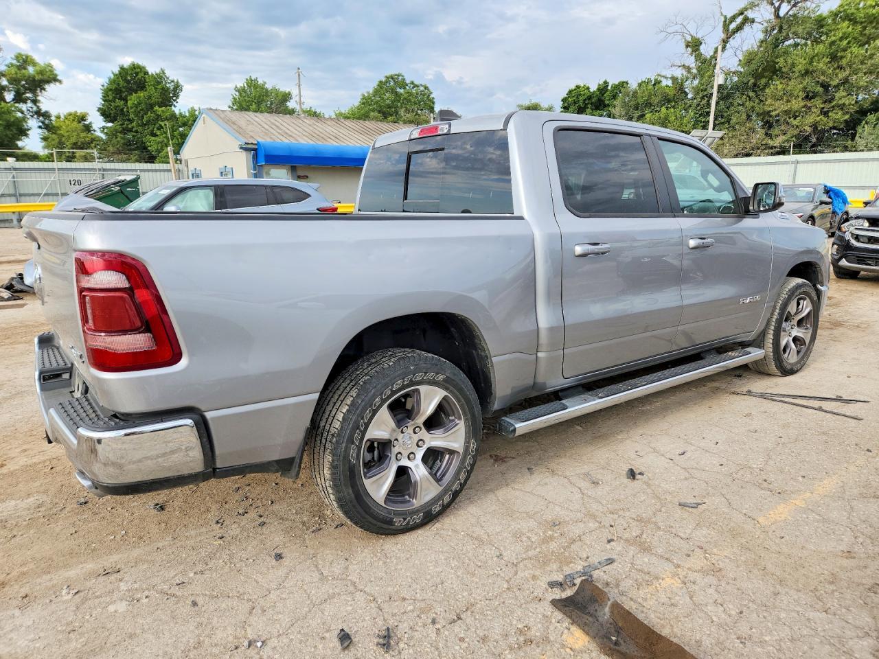2024 Ram 1500 Laramie - Фото 3