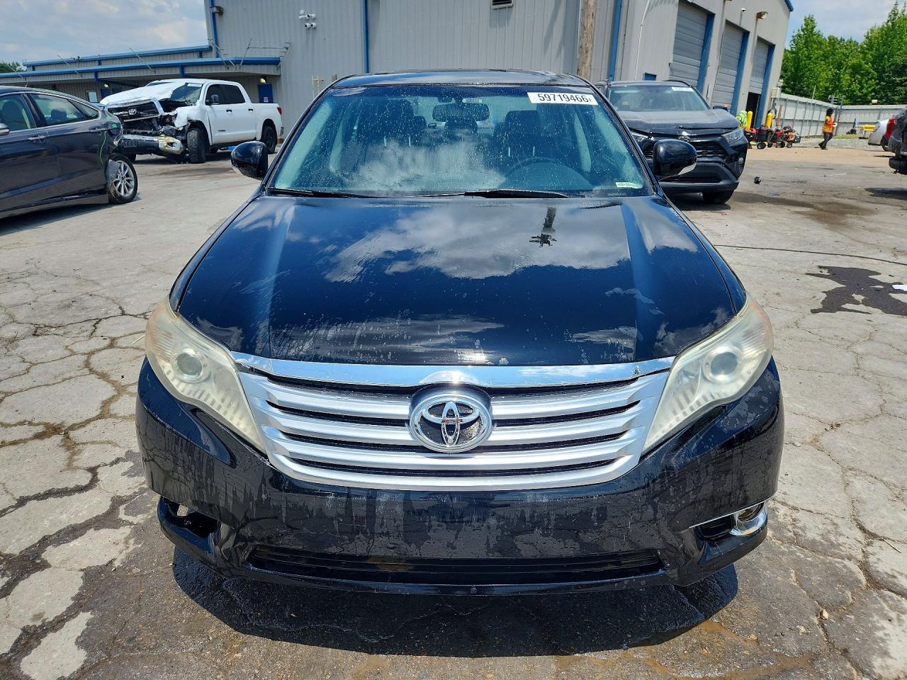 2011 Toyota Avalon Limited - Фото 5