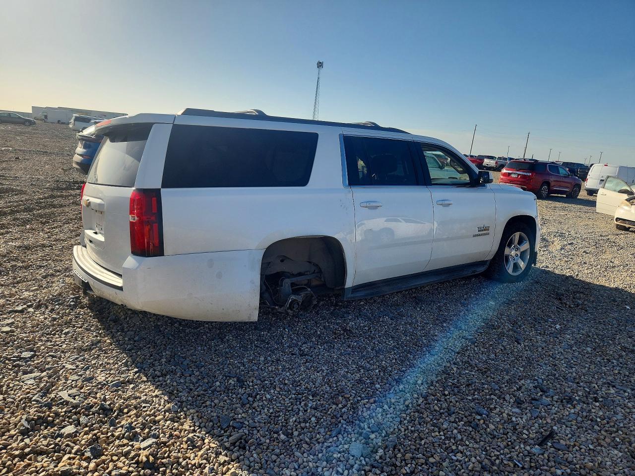 2017 Chevrolet Suburban K1500 Lt - Фото 3