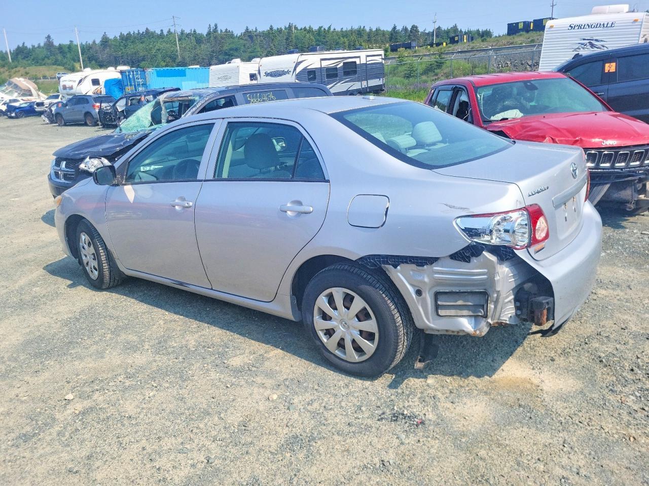 2010 Toyota Corolla Base - Фото 2