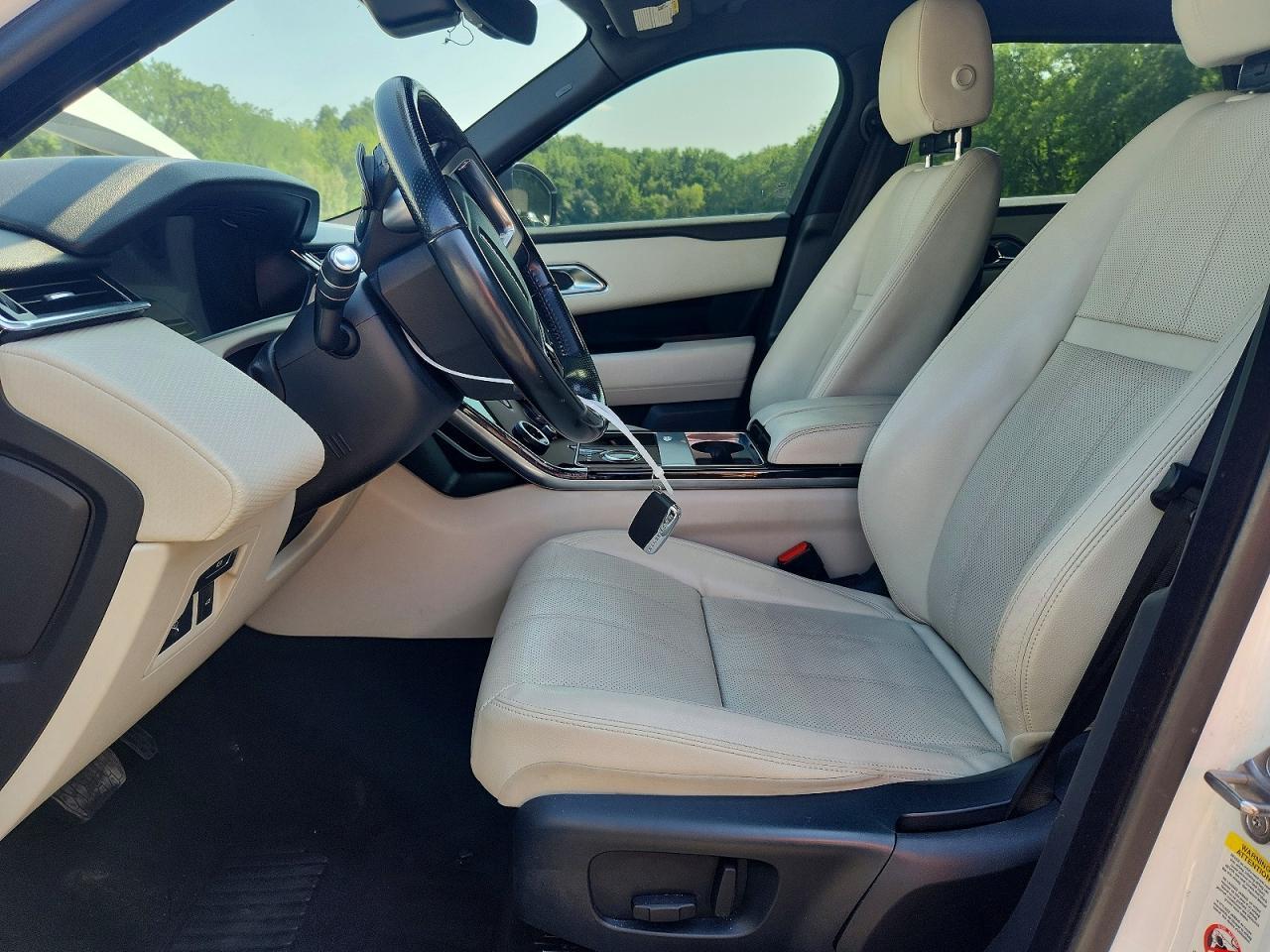 2019 Land Rover Range Rover Velar S - Image 7