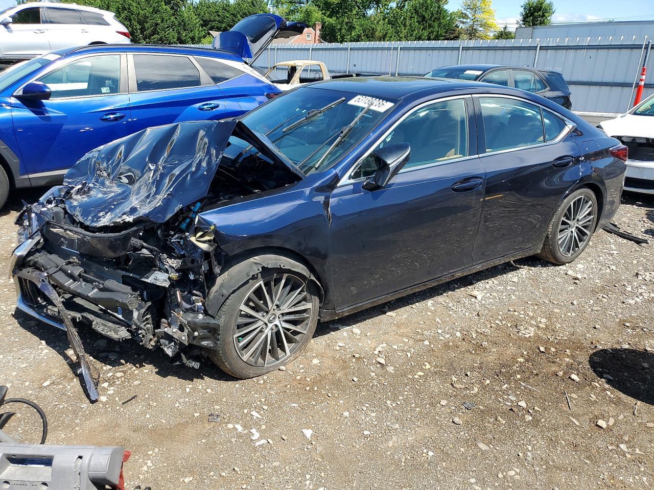 2022 Lexus Es 350 Base