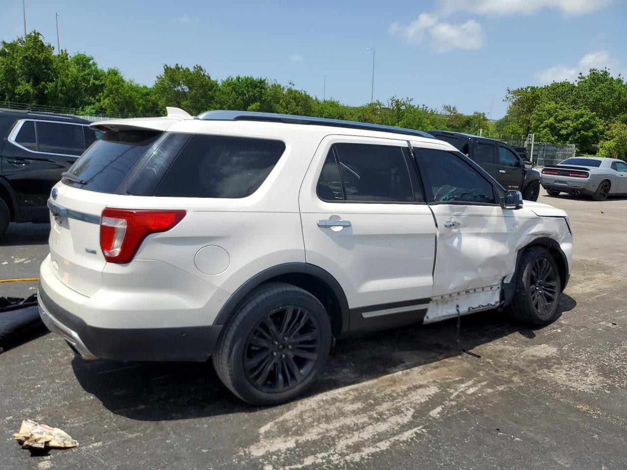 2017 Ford Explorer Platinum - Фото 3