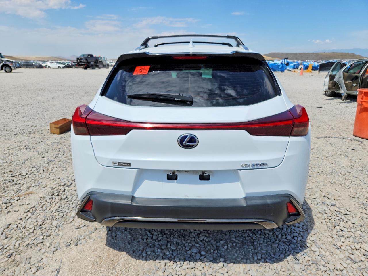 2019 Lexus Ux 250H - Фото 6