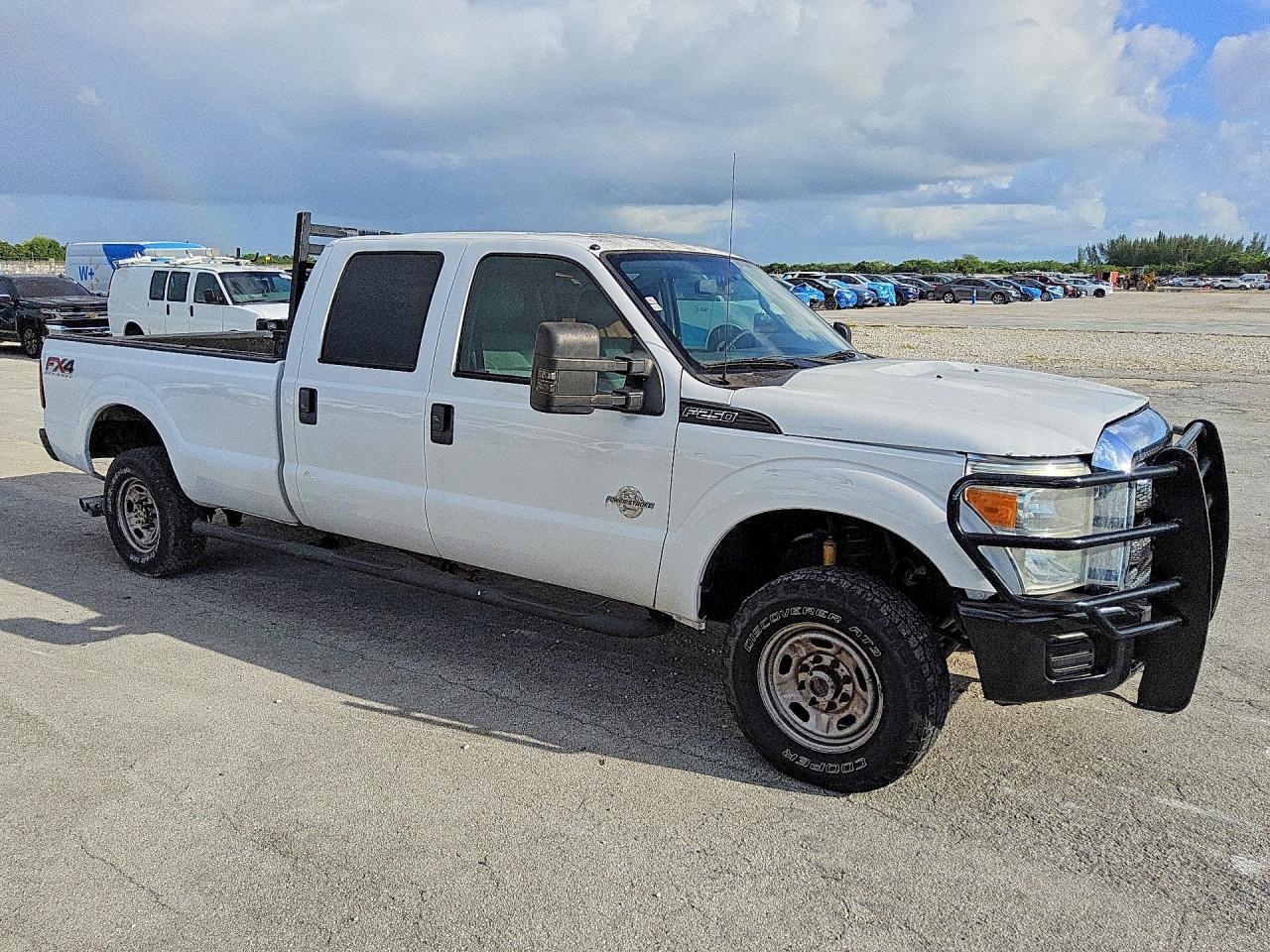 2015 Ford F250 Super Duty - Фото 4
