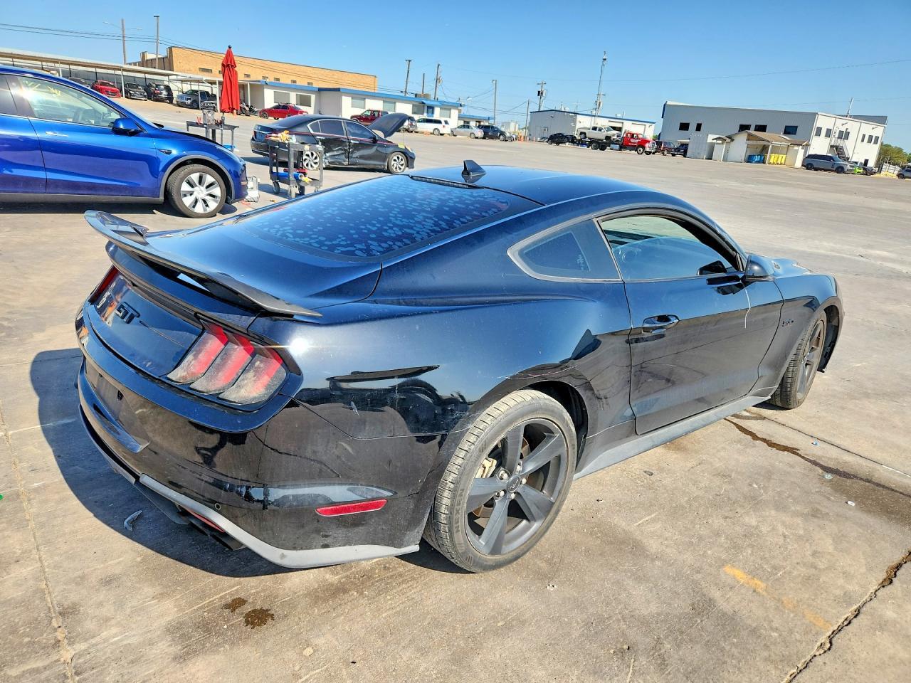 2022 Ford Mustang Gt - Фото 3