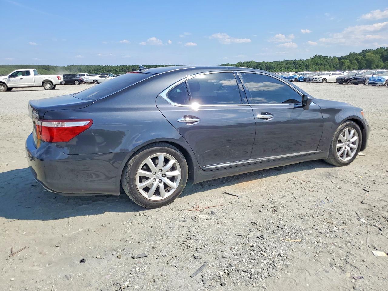 2007 Lexus Ls 460 - Image 3