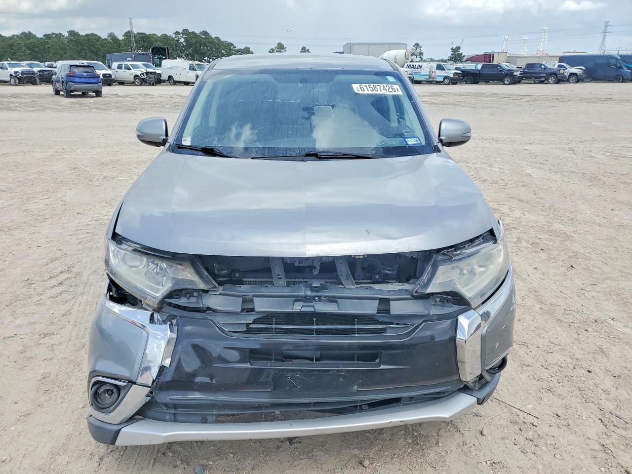 2016 Mitsubishi Outlander Se - Фото 5