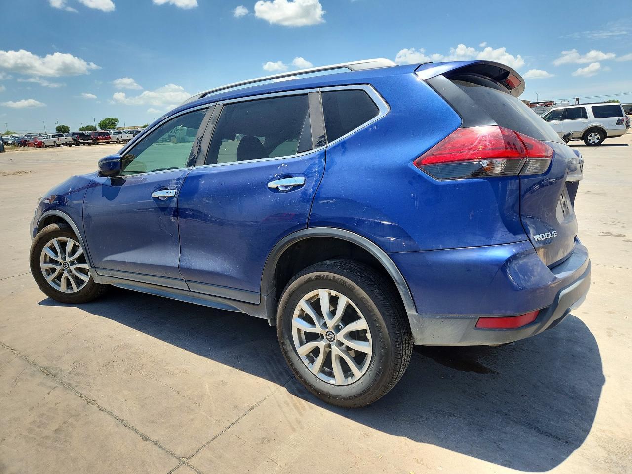 2017 Nissan Rogue Sv - Фото 2