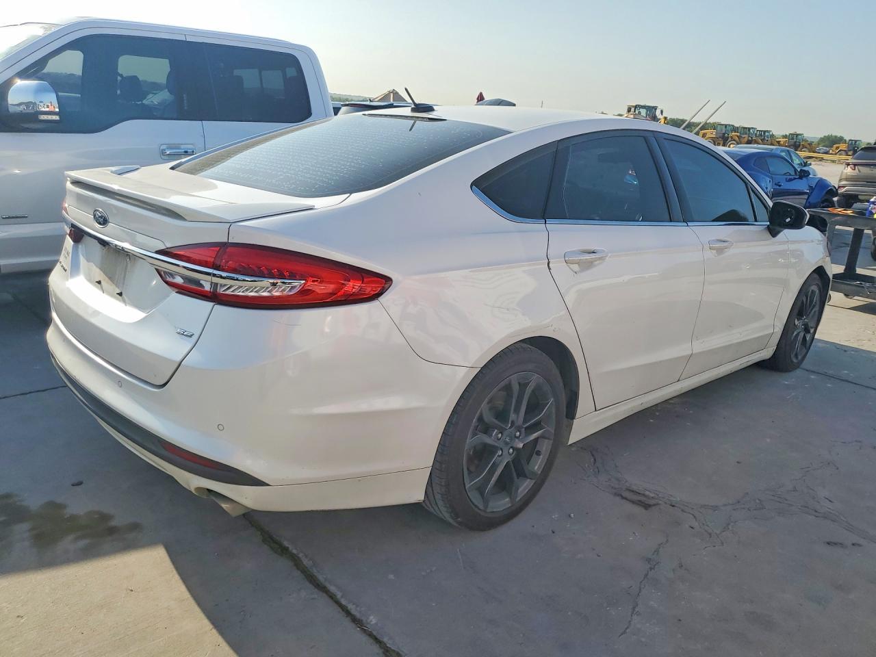2018 Ford Fusion Se - Фото 3