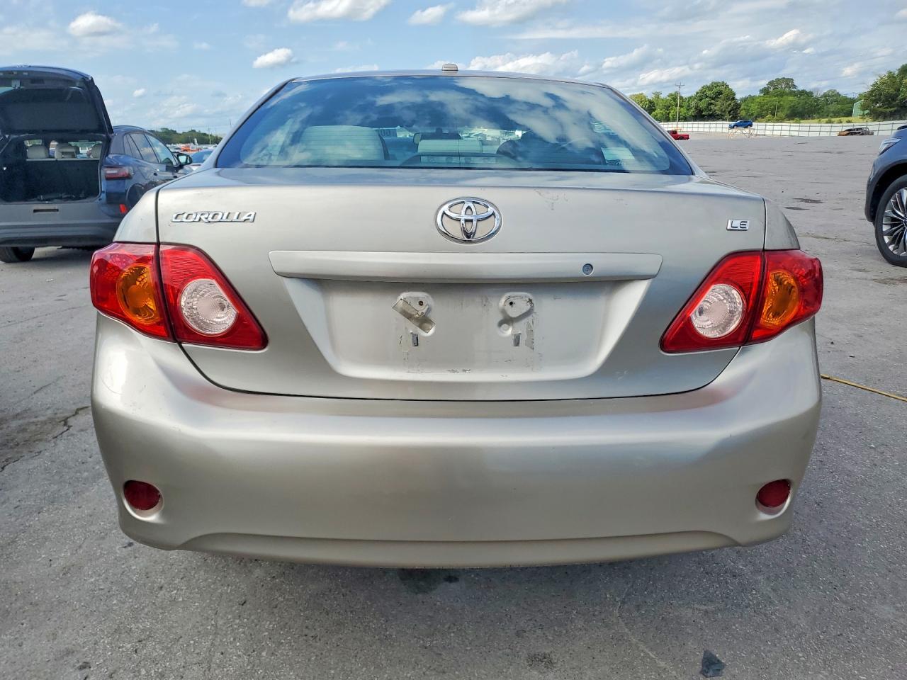 2009 Toyota Corolla Le - Фото 6