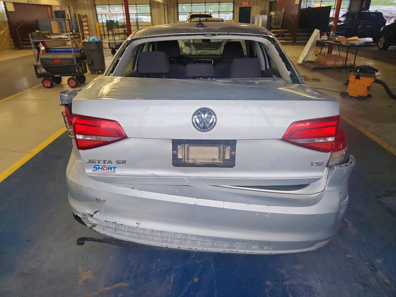 2015 Volkswagen Jetta Se - Image 6