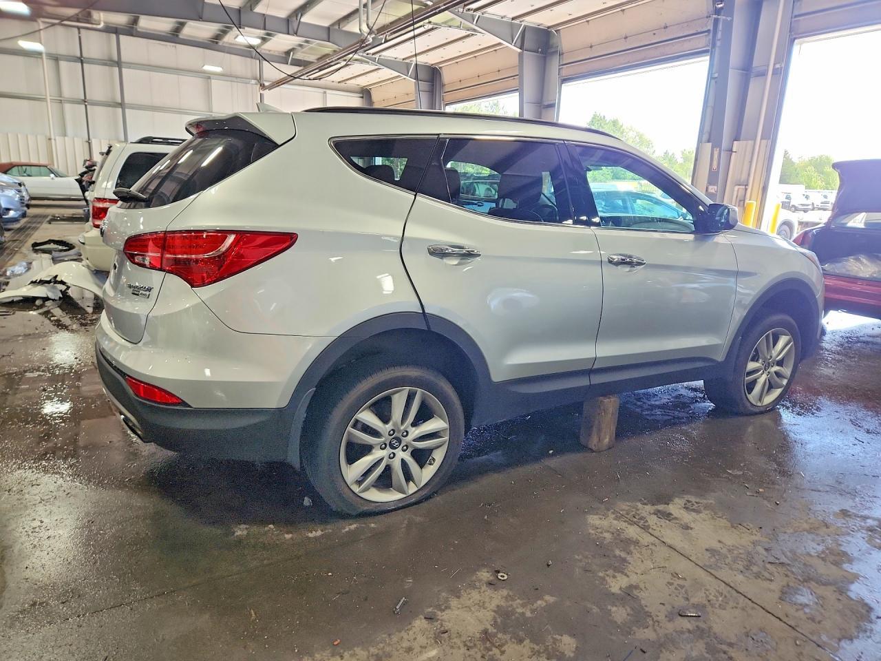 2015 Hyundai Santa Fe Sport 2.0T - Image 3