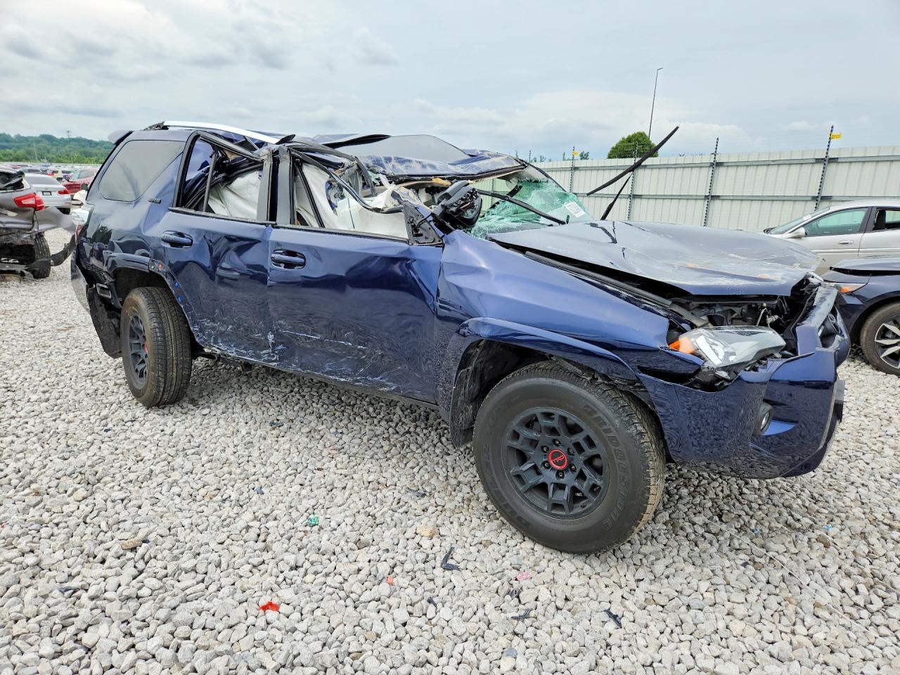 2022 Toyota 4Runner Sr5 Premium - Фото 4