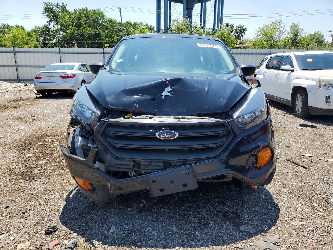 2019 Ford Escape S - Фото 5