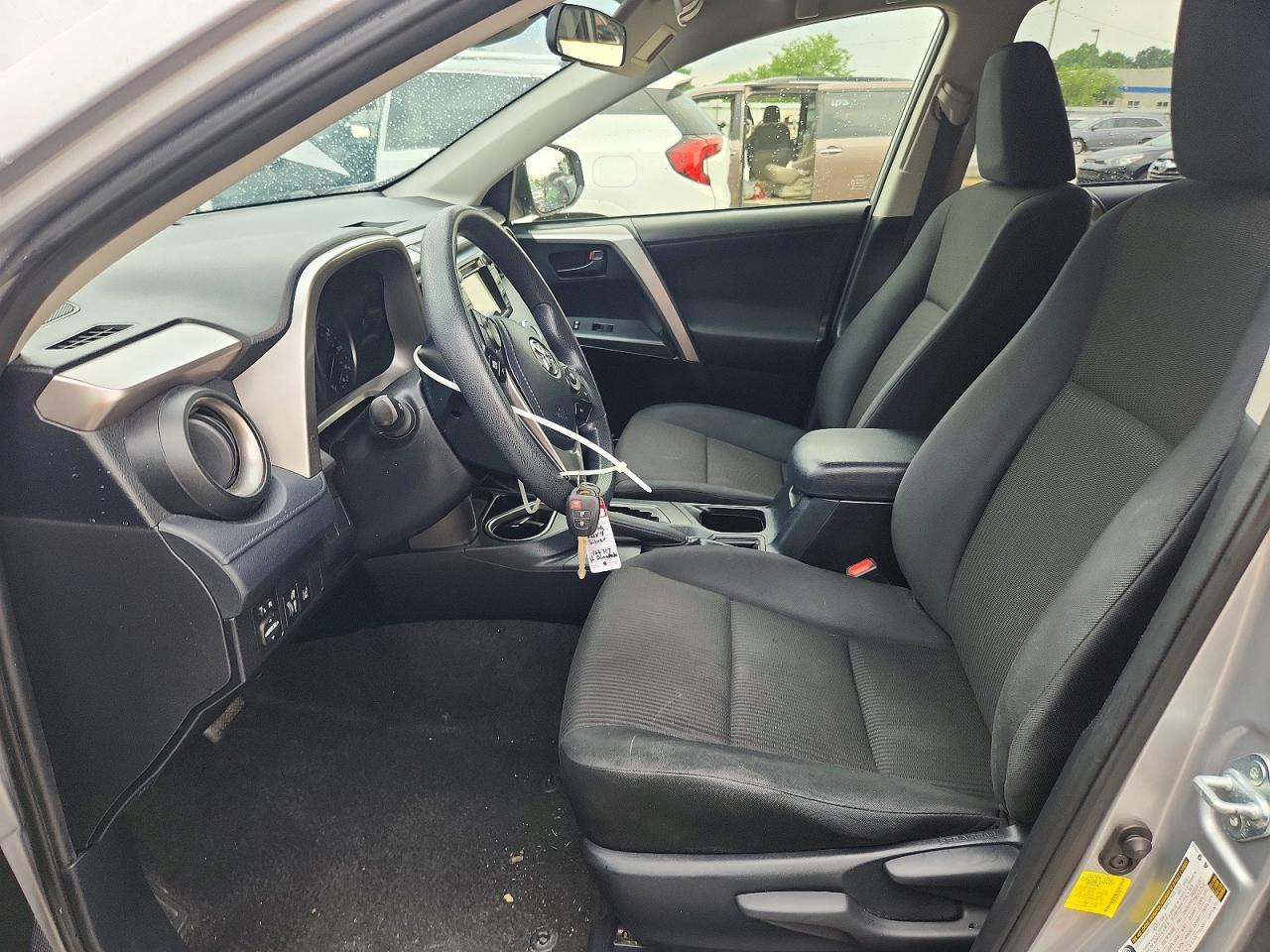 2018 Toyota Rav4 Le - Image 7
