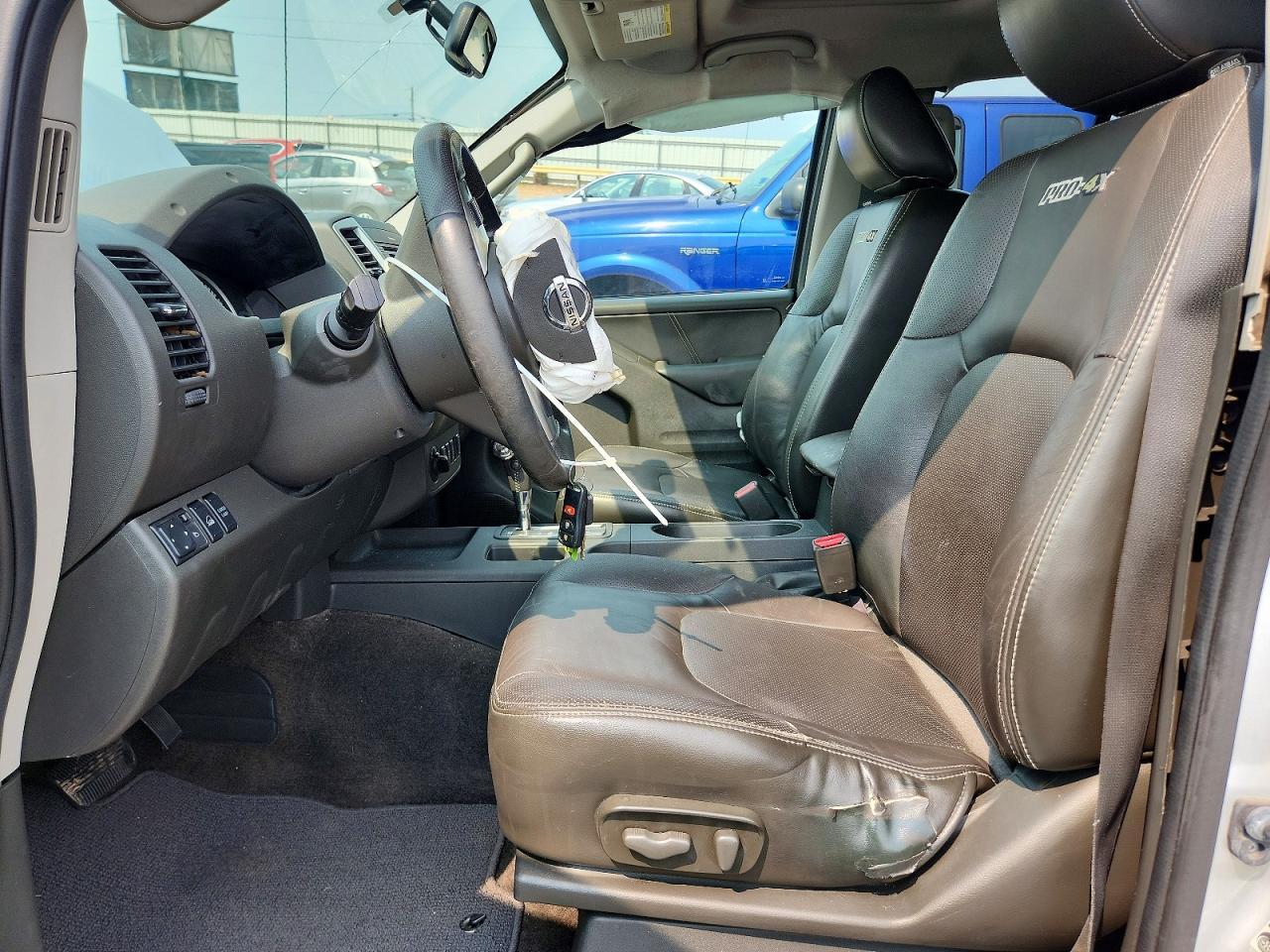 2015 Nissan Frontier Pro-4X - Image 7