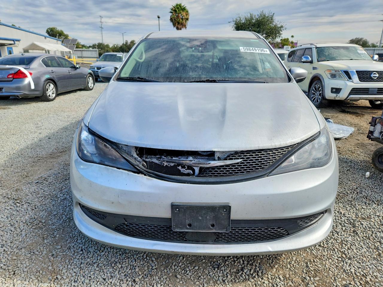 2023 Chrysler Voyager Lx - Image 5