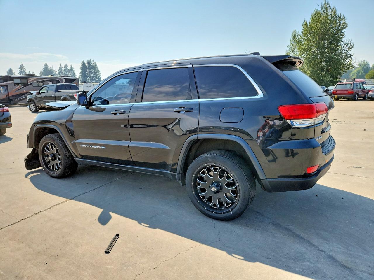 2016 Jeep Grand Cherokee Laredo - Фото 2