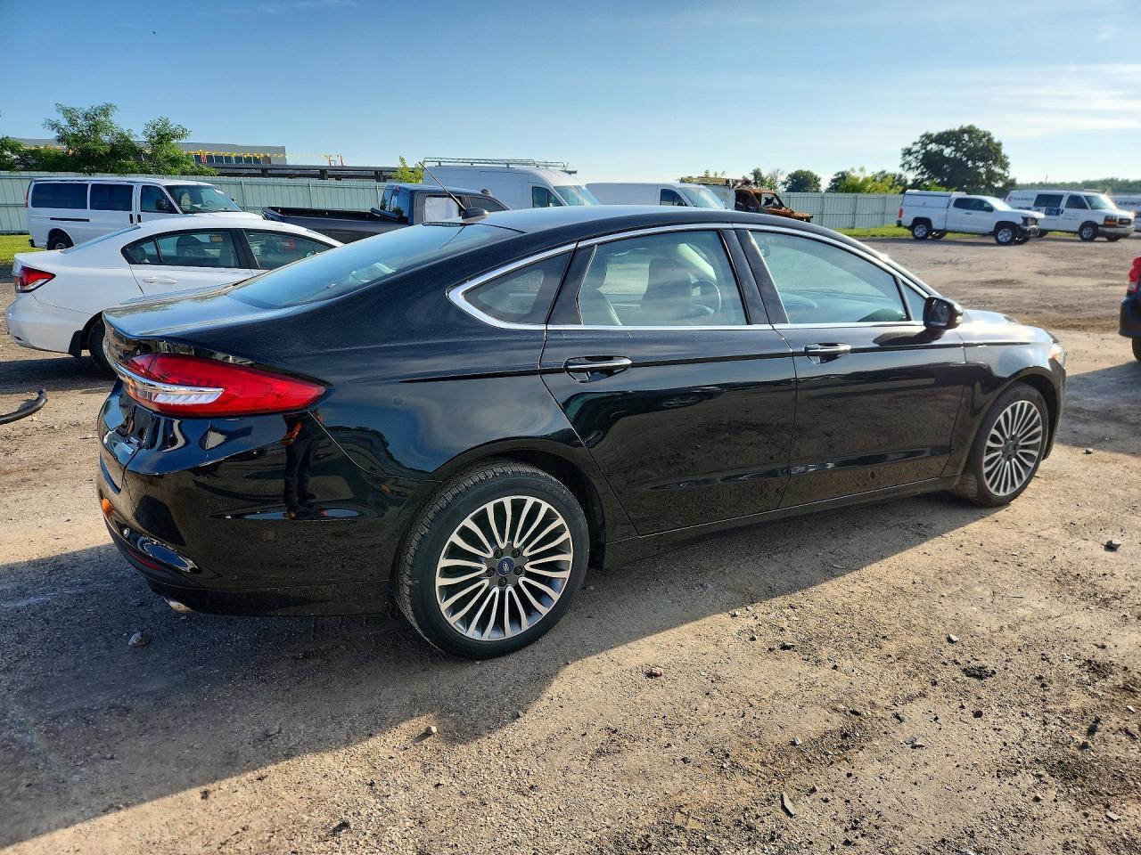 2017 Ford Fusion Se - Фото 3