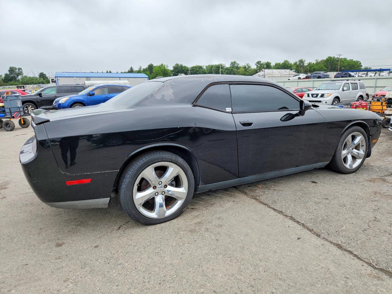 2013 Dodge Challenger Sxt - Фото 3