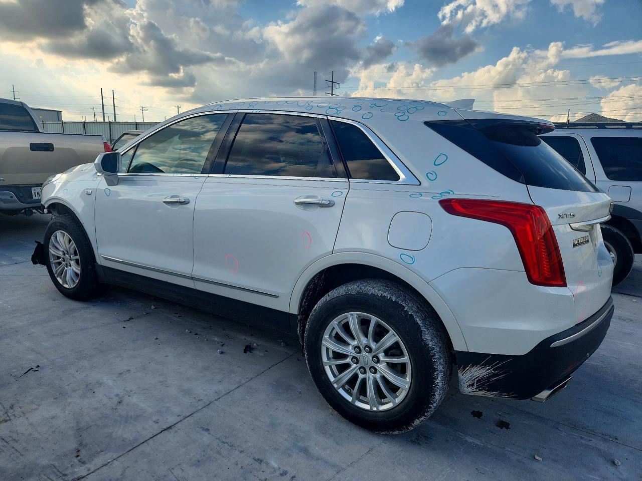 2018 Cadillac Xt5 - Фото 2