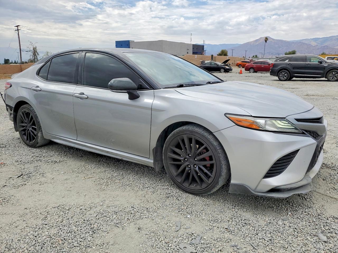 2019 Toyota Camry Xse - Фото 4