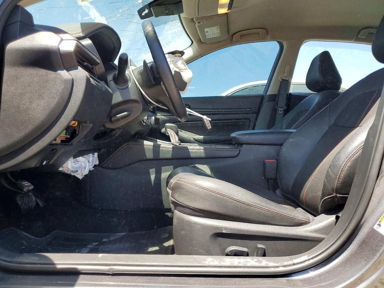 2020 Nissan Altima Sr - Фото 7