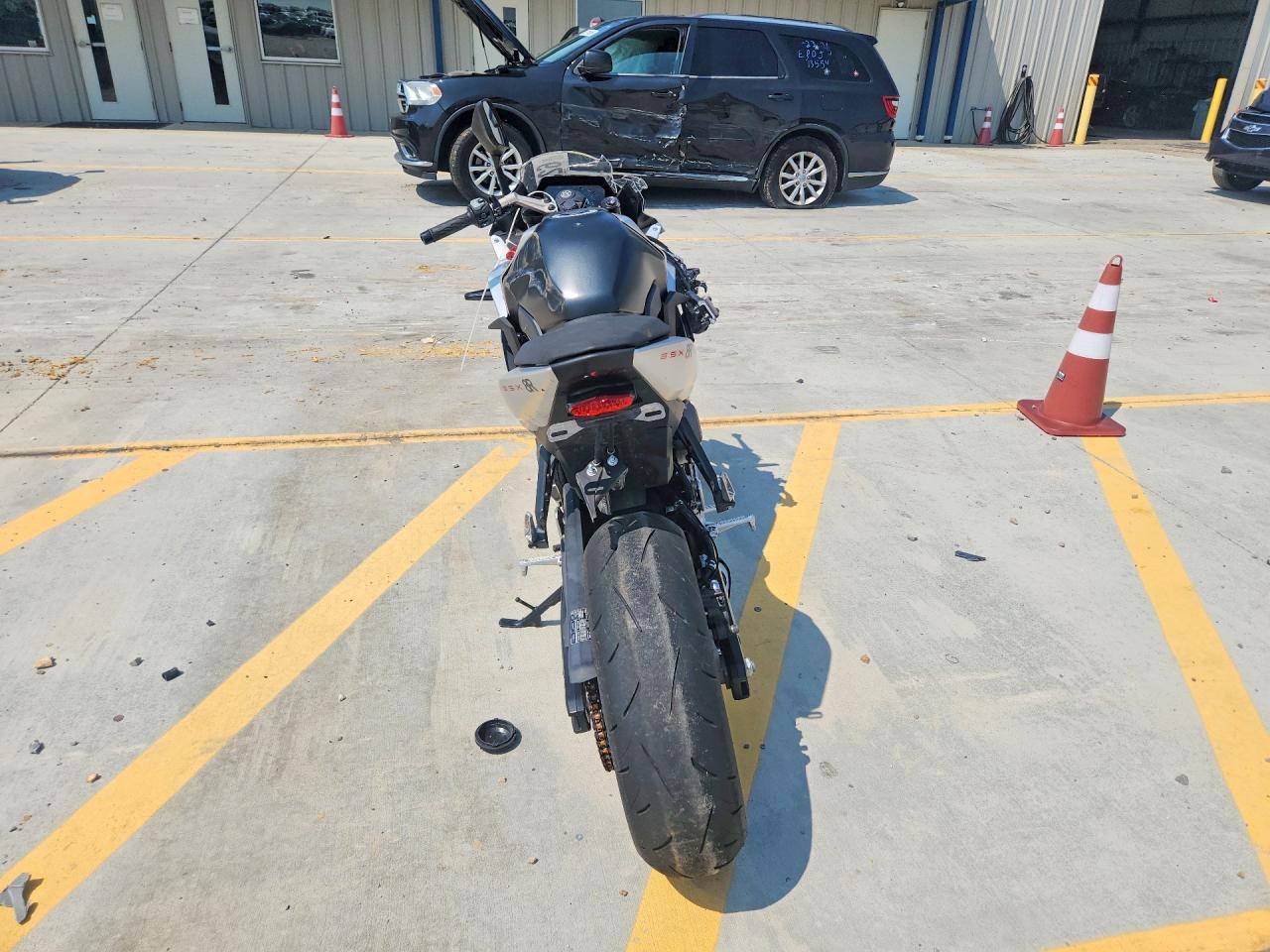 2024 Suzuki Gsx800 F - Фото 4