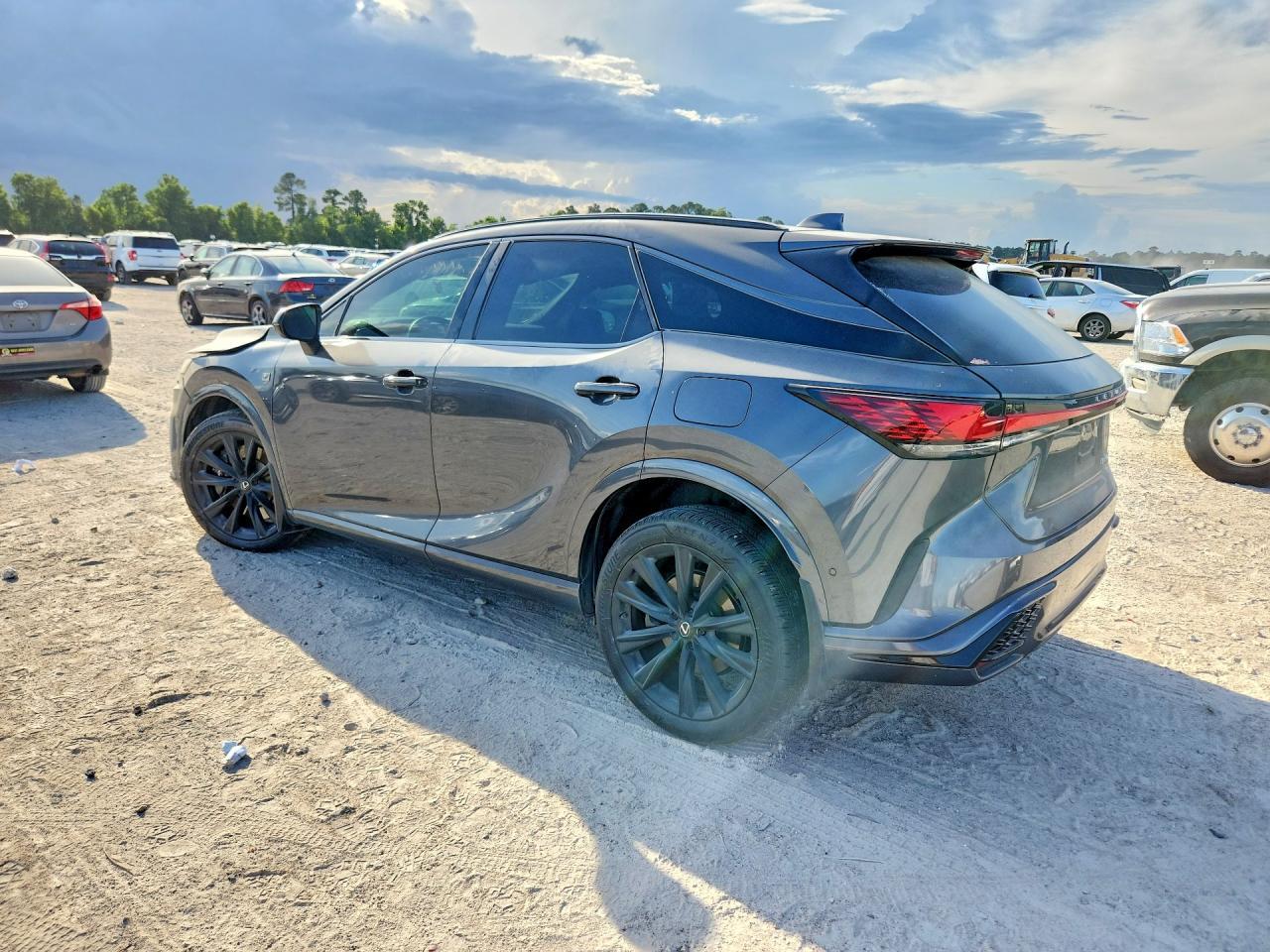 2024 Lexus Rx 500H F Sport - Image 2