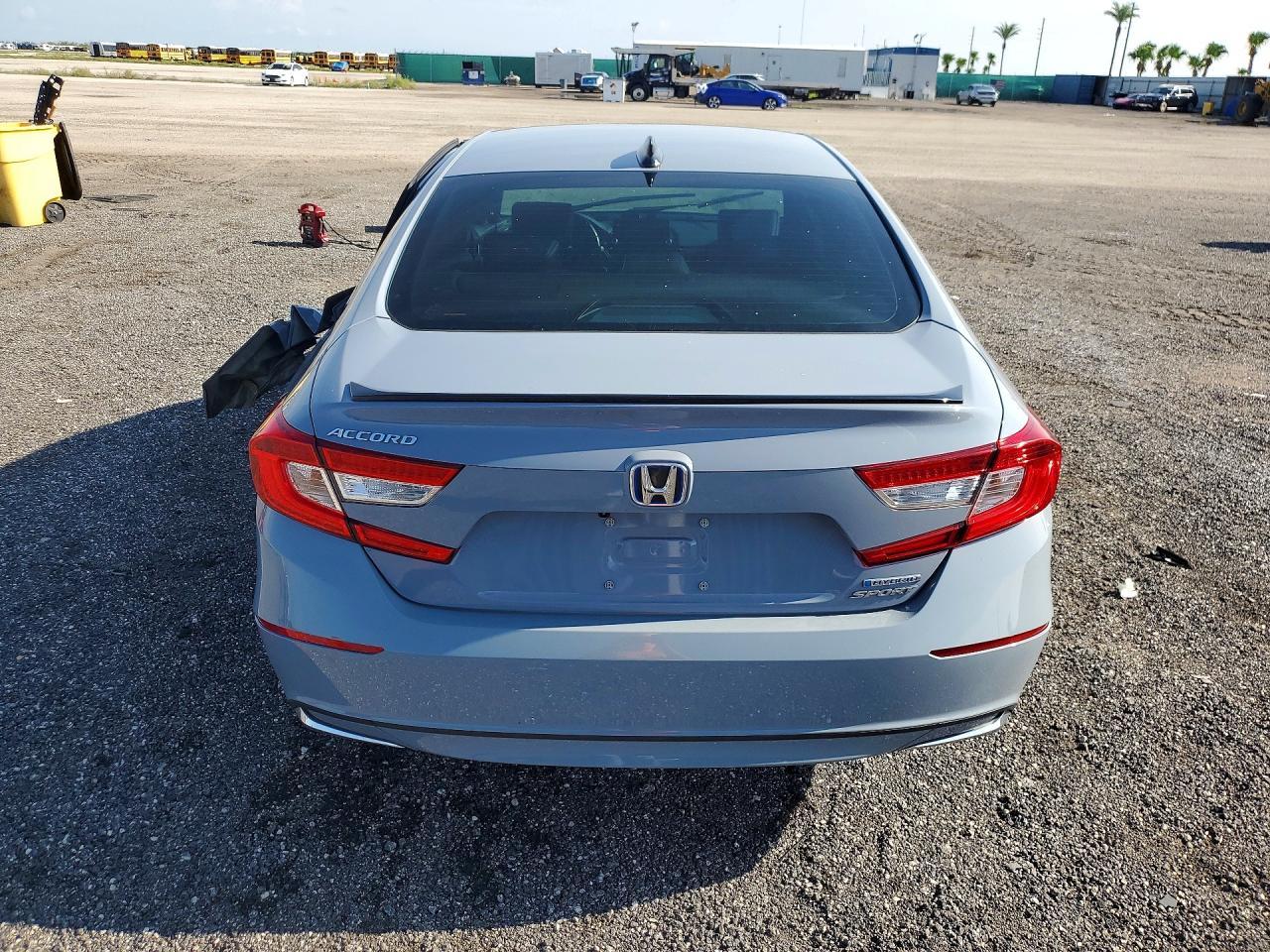 2022 Honda Accord Hybrid Sport - Фото 6