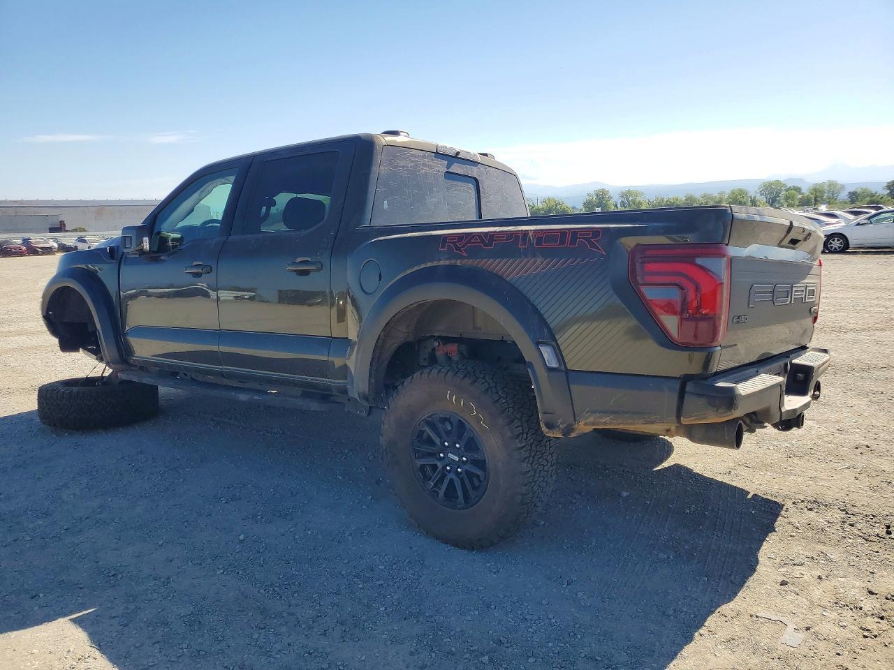 2025 Ford F150 Raptor - Фото 2