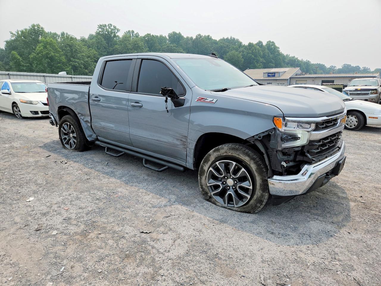 2024 Chevrolet Silverado K1500 Lt - Image 4