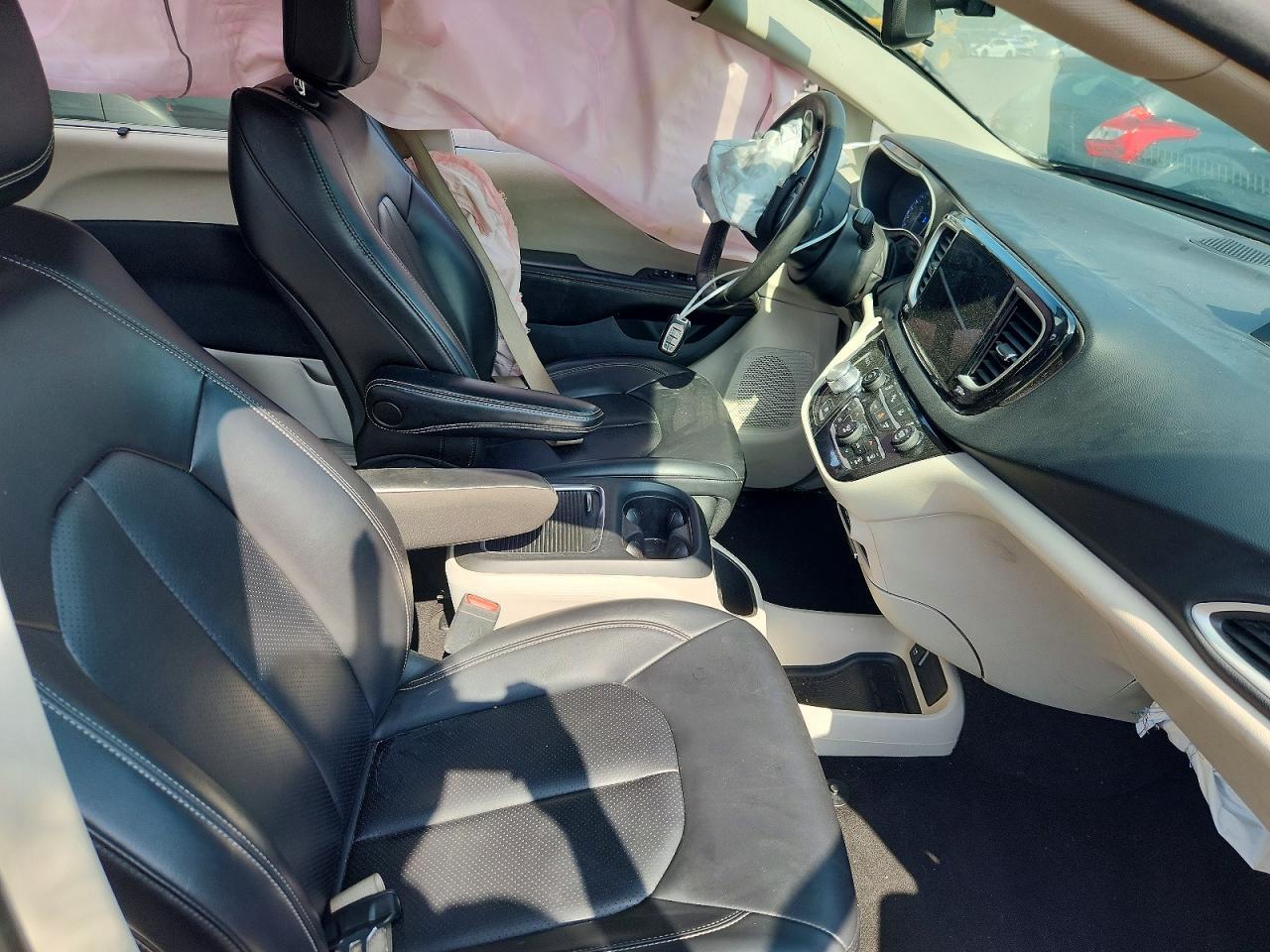 2023 Chrysler Pacifica Touring L - Фото 7