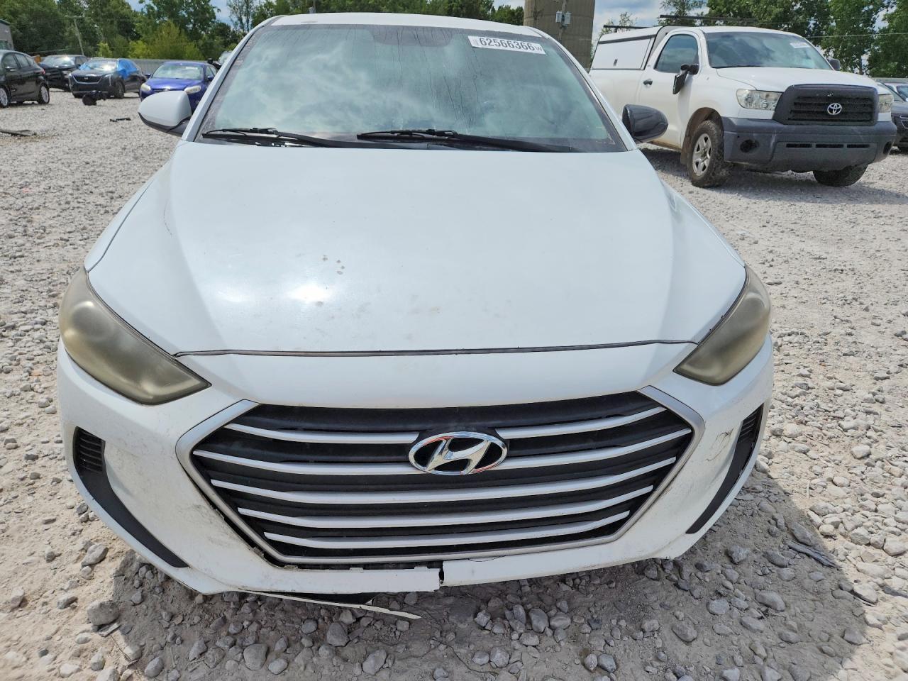 2018 Hyundai Elantra Se - Фото 5