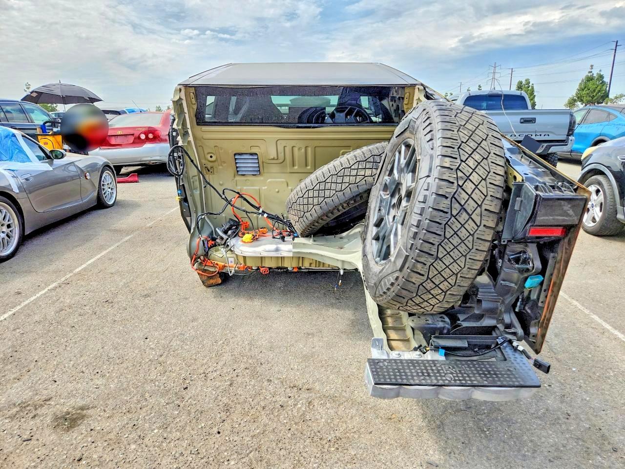 2024 Tesla Cybertruck - Фото 6