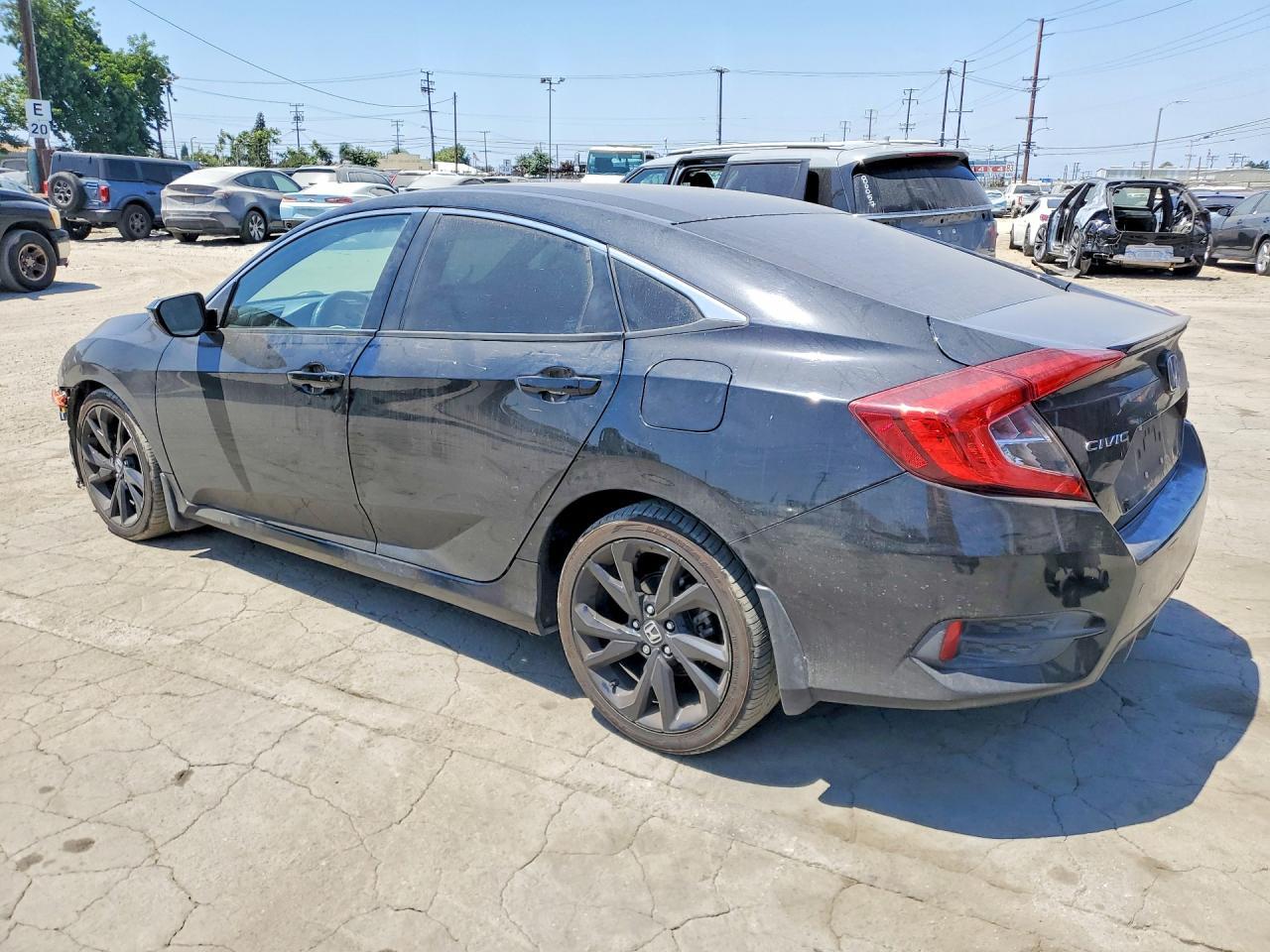 2019 Honda Civic Sport - Фото 2