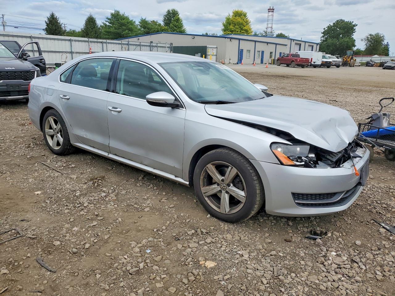 2012 Volkswagen Passat Se - Image 4