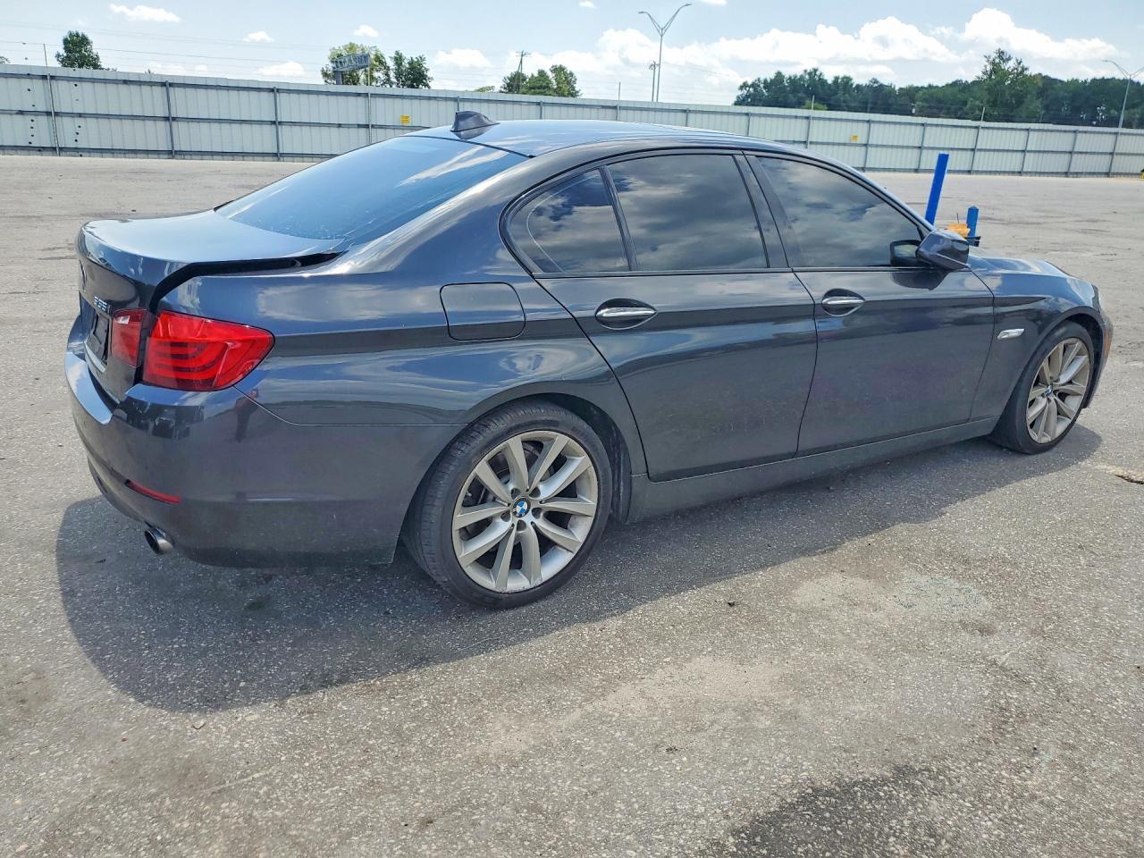 2012 BMW 535 I - Image 3