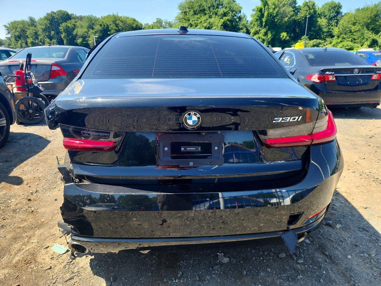 2024 BMW 330I - Image 6