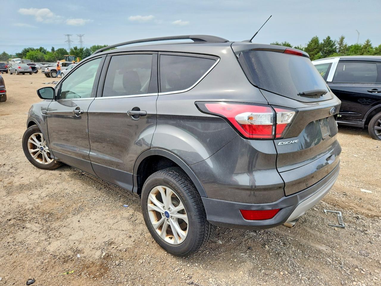 2018 Ford Escape Se - Фото 2