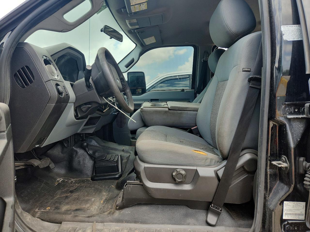 2016 Ford F350 Super Duty - Image 7
