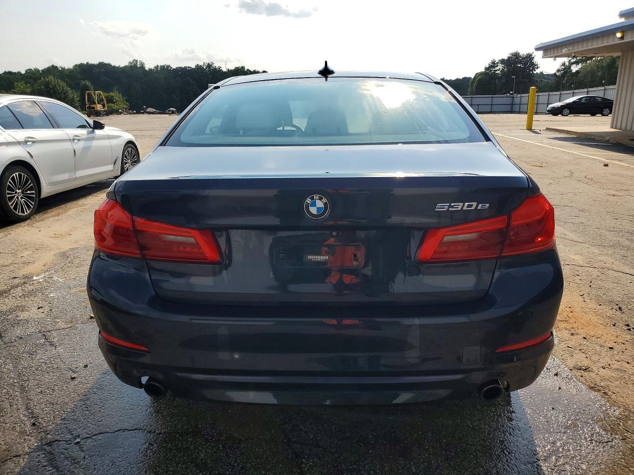2019 BMW 530Xe - Фото 6