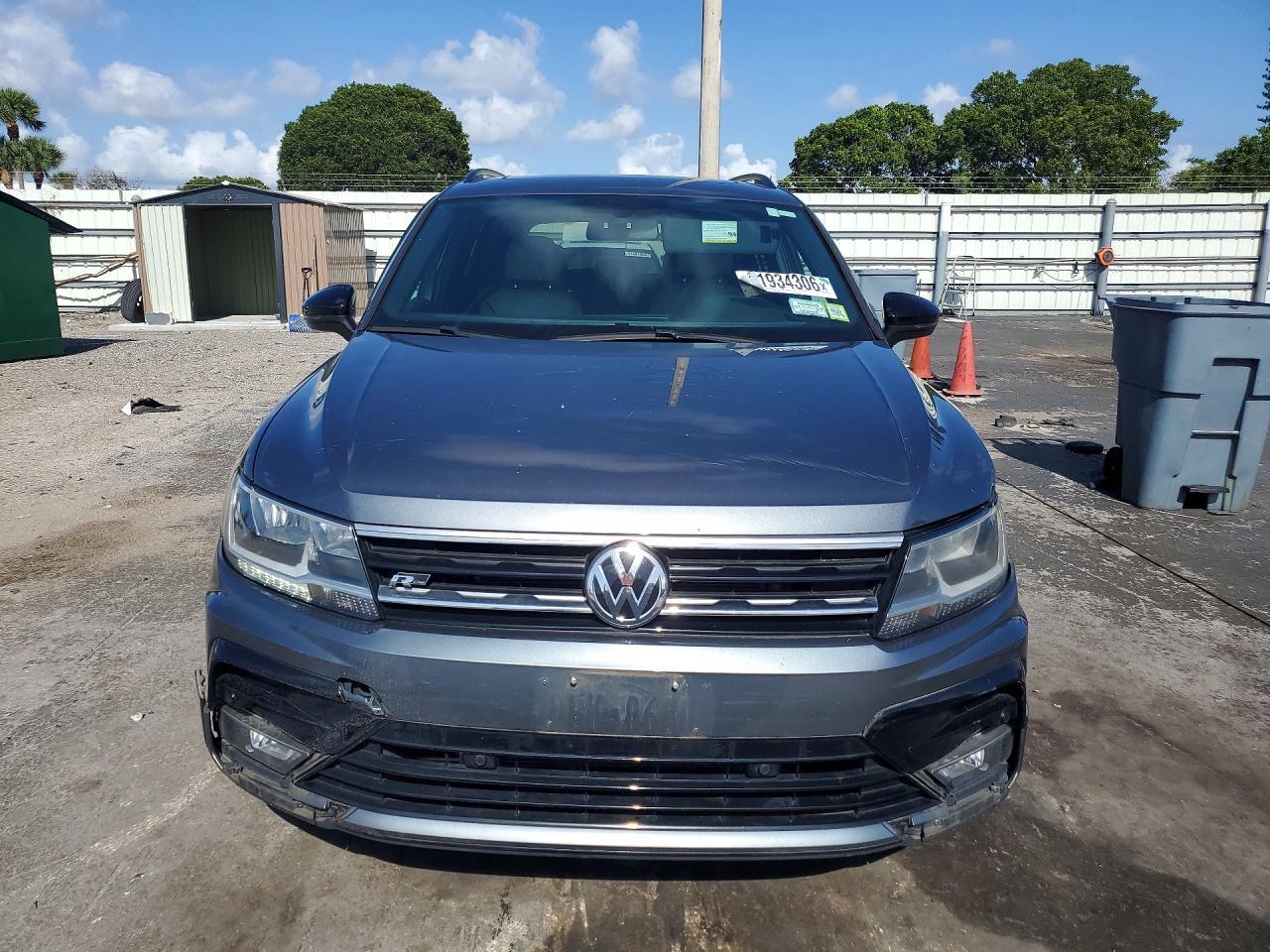 2019 Volkswagen Tiguan Se - Image 5