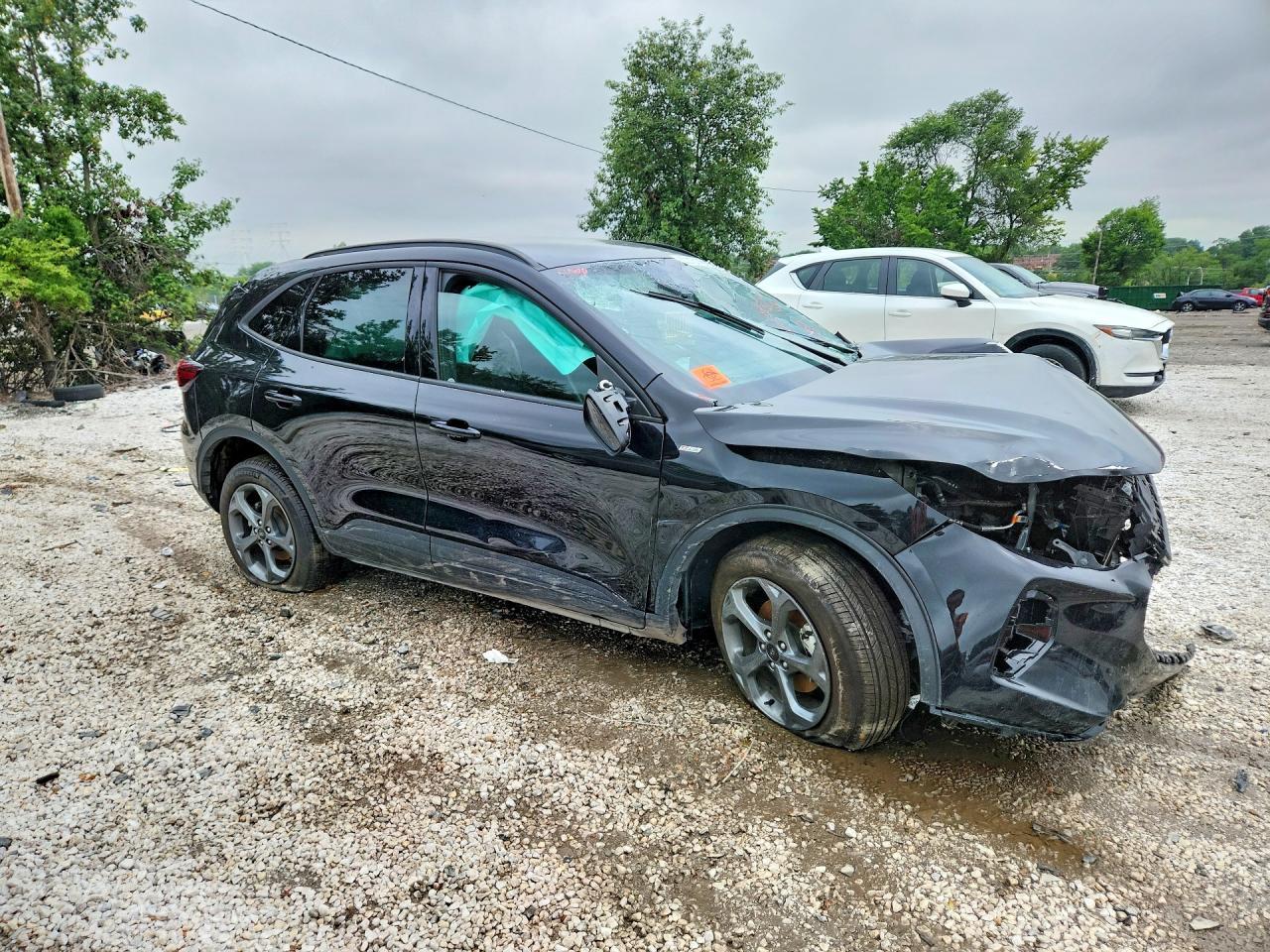 2025 Ford Escape St Line - Image 4